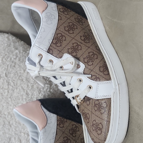 Guess Faster Wedge Sneaker Brown Multi - Picture 6 of 9